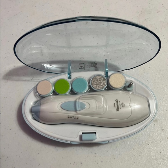 LITTLE Martin’s Drawer Baby Nail Trimmer File with Light -New - Picture 4 of 8